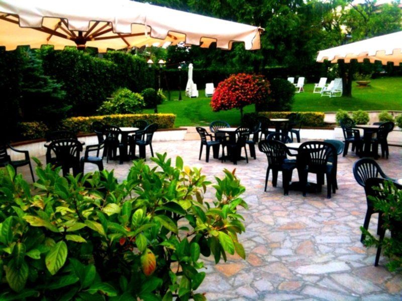 Park Hotel Dei Massimi Roma Exterior foto